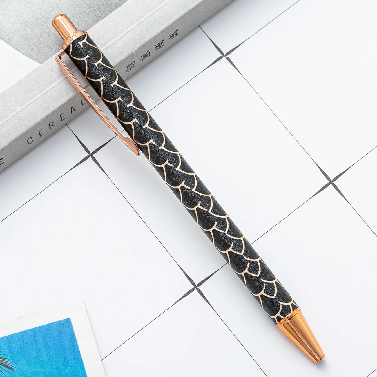 2025 NEW XS Fancy Glitter Medium Point 1.0 mm Ballpoint Pen Retractable Writing Pens with Metal Barrel Pretty Journaling Pens - élise & madelyn