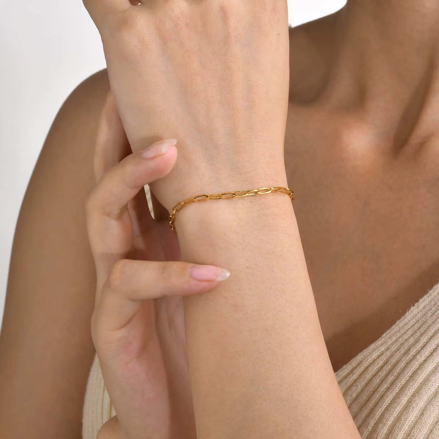 The Mom Club Confidential Charm Bracelet – Signature Link Edition - élise & madelyn