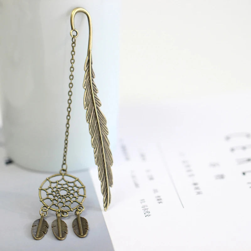 Vintage Feather Metal Bookmark – Etched Brass with Chain Pendant - élise & madelyn
