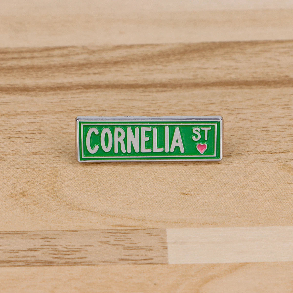 Famous Singer Album Badges Lapel Pins for Backpacks Metal Enamel Pin Brooches for Women Fashion Jewelry Accessories Gifts