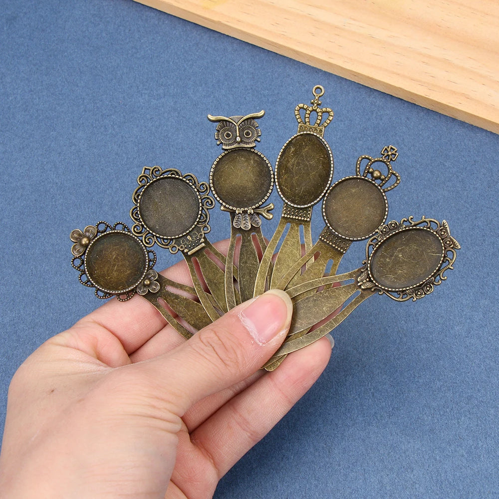 1PC Antique Bronze Oval Style Iron Metal Bookmark Vintage Retro Handmade Bookmark for Cabochon Cameo DIY Bookmark Student Gifts - élise & madelyn