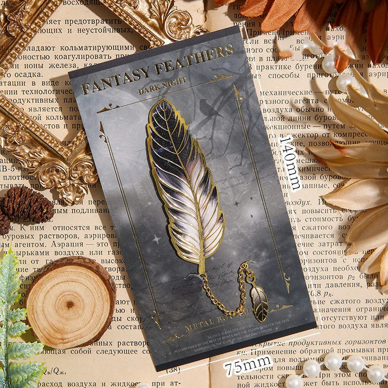 Vintage Feather Bronzing Metal Bookmark With Metal Chain Pendant Bookmark For Teachers Friends Book Club Book Lovers - élise & madelyn