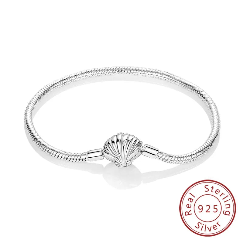 Mom Club Confidential™ Base Bracelet – The Laundry Room Pact (Book 1) - élise & madelyn