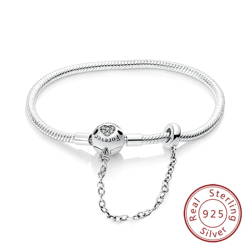 Mom Club Confidential™ Base Bracelet – The Laundry Room Pact (Book 1) - élise & madelyn