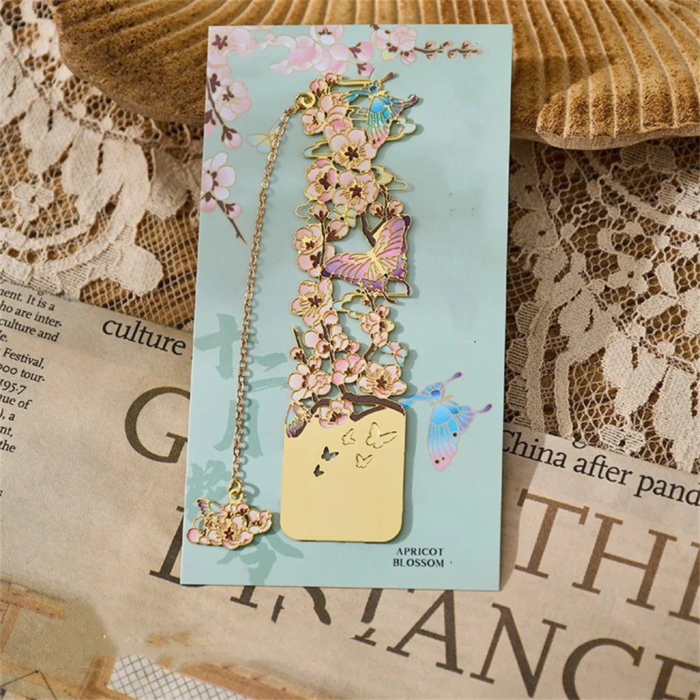 Aesthetic Stationery Metal Bookmark Hollow Flower Painting Bookmarks Student Reading Book Clip Book Accessories Teacher Gift - élise & madelyn