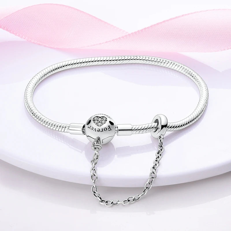 Mom Club Confidential™ Base Bracelet – The Laundry Room Pact (Book 1) - élise & madelyn