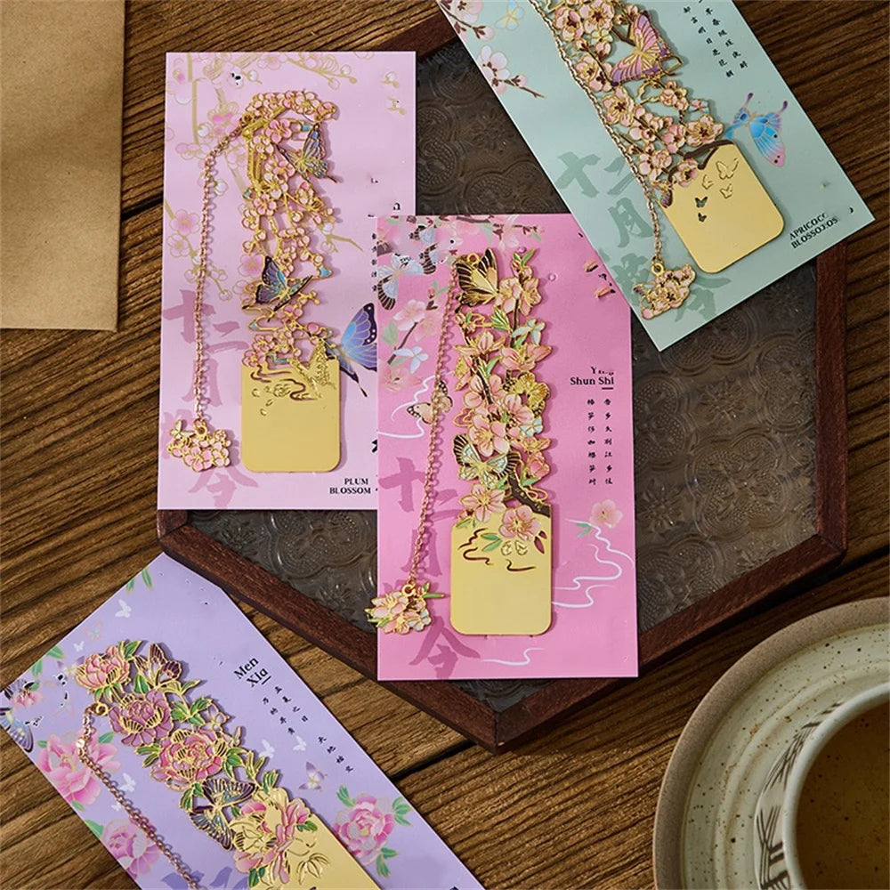 Aesthetic Stationery Metal Bookmark Hollow Flower Painting Bookmarks Student Reading Book Clip Book Accessories Teacher Gift - élise & madelyn