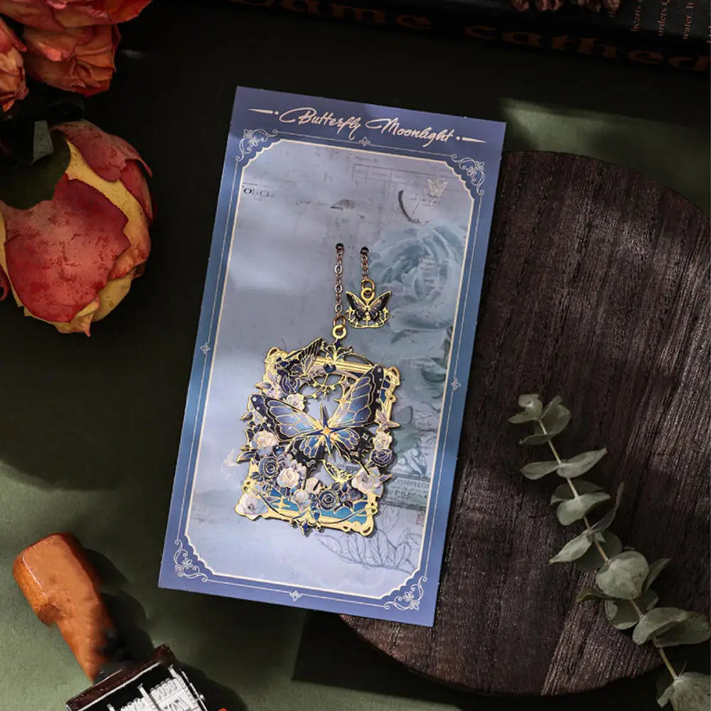 Aesthetic Stationery Metal Bookmark Hollow Flower Painting Bookmarks Student Reading Book Clip Book Accessories Teacher Gift - élise & madelyn