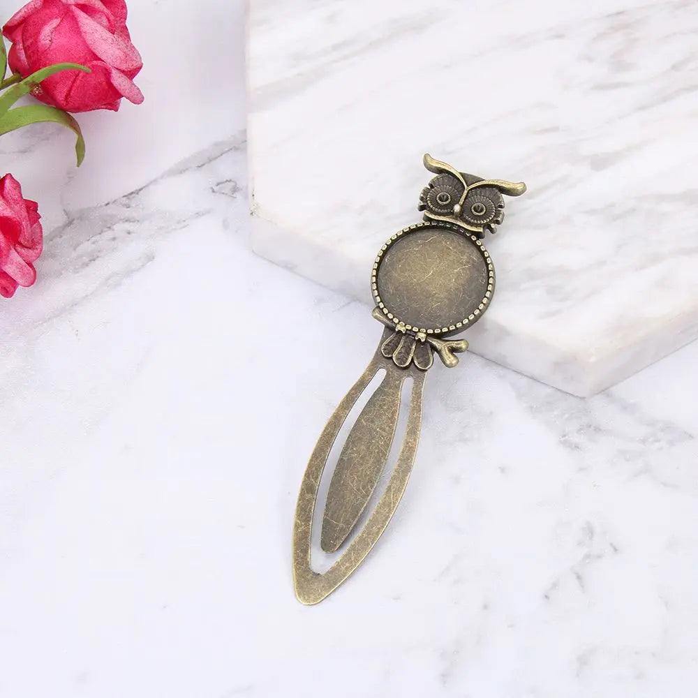 1PC Antique Bronze Oval Style Iron Metal Bookmark Vintage Retro Handmade Bookmark for Cabochon Cameo DIY Bookmark Student Gifts - élise & madelyn
