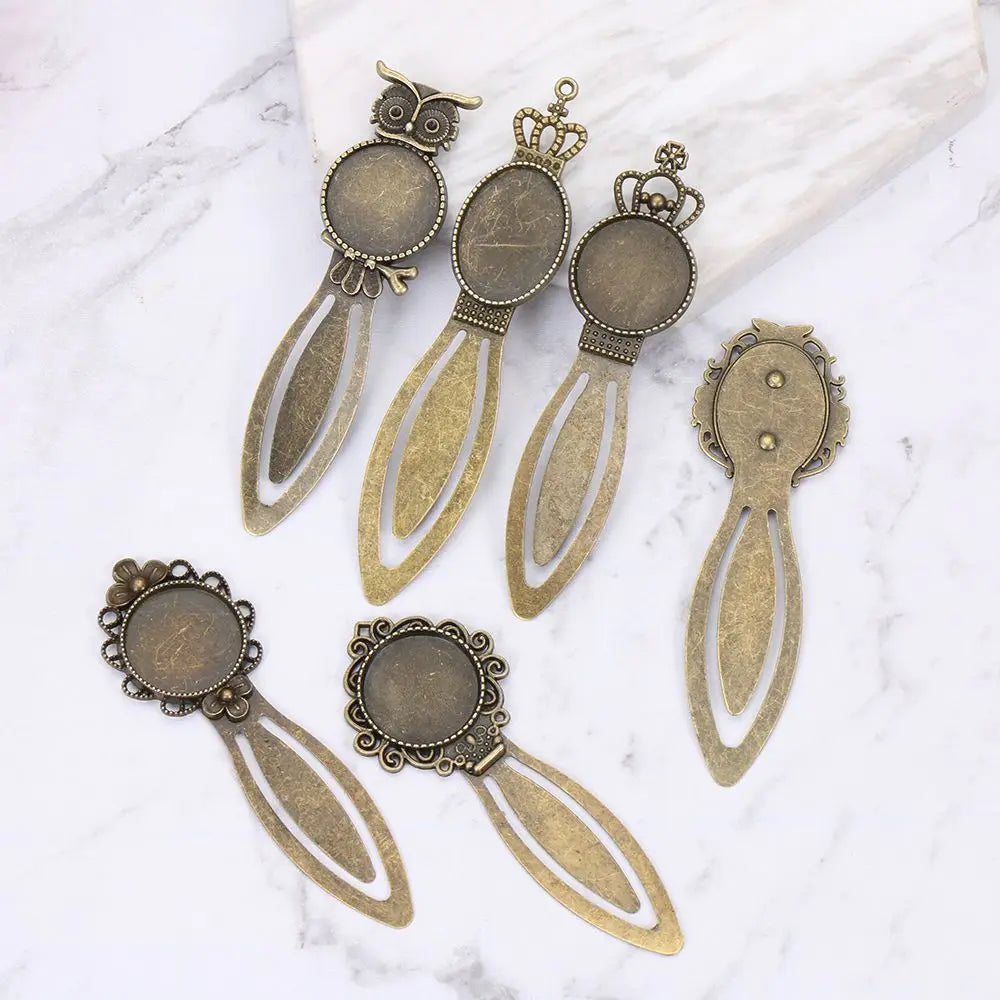 1PC Antique Bronze Oval Style Iron Metal Bookmark Vintage Retro Handmade Bookmark for Cabochon Cameo DIY Bookmark Student Gifts - élise & madelyn
