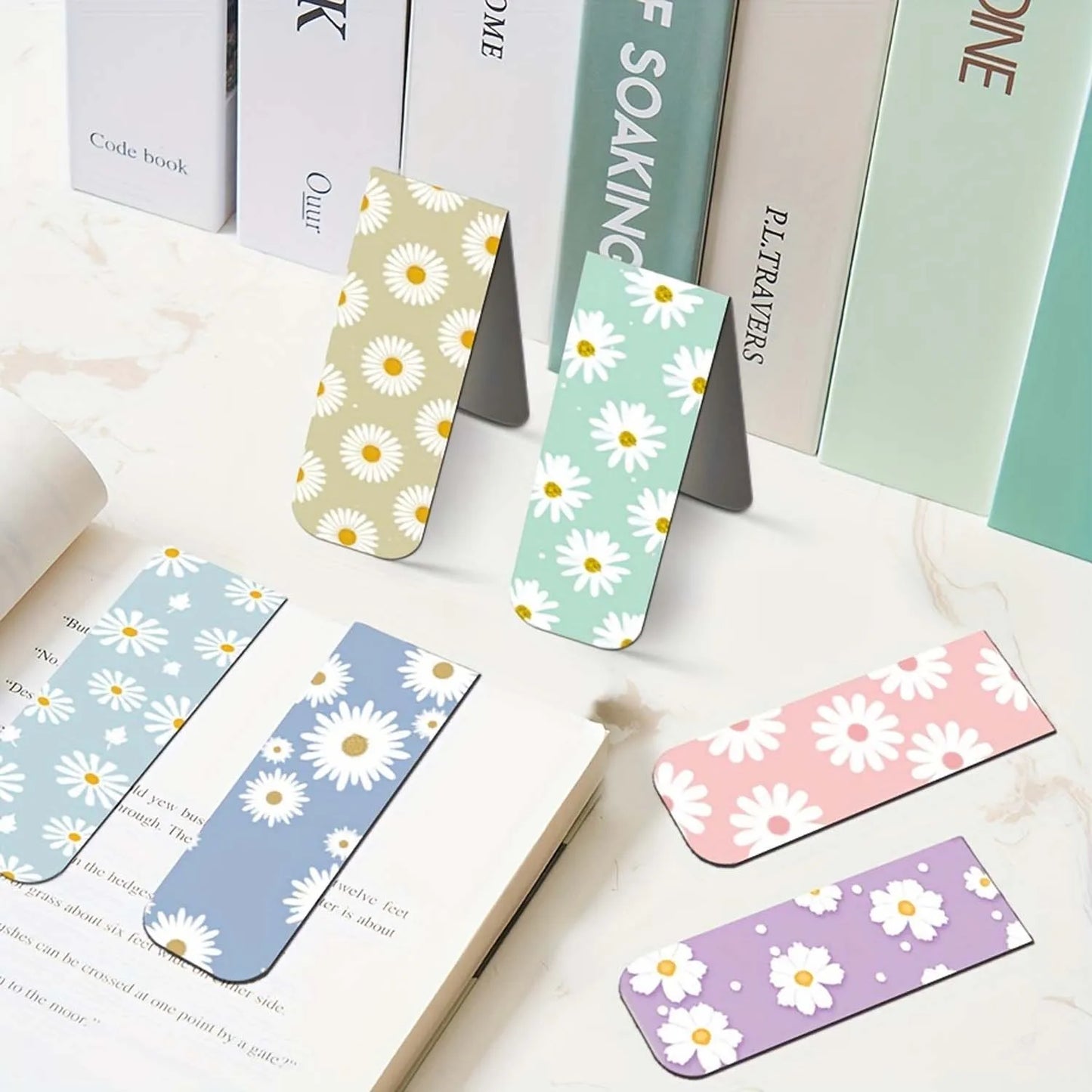 Daisy Magnetic Bookmark Set | 12-Piece Floral Page Markers