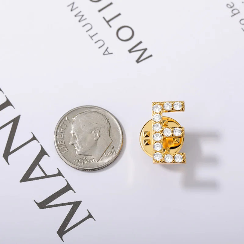 Crystal A-Z Letter Brooches for Women Initial Name Brooch Pins for Suit Shirt Collar Accessories New Rhinestone Brooch Jewelry