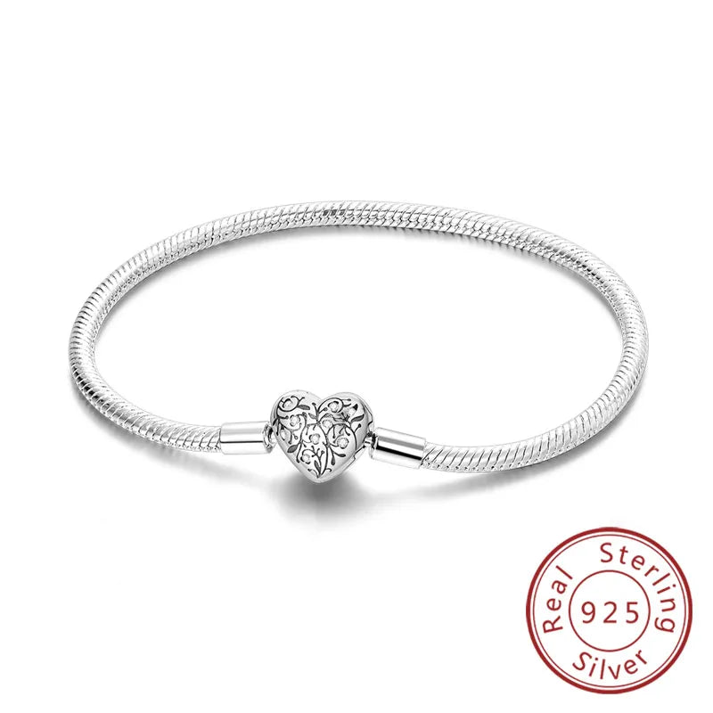 Mom Club Confidential™ Base Bracelet – The Laundry Room Pact (Book 1) - élise & madelyn