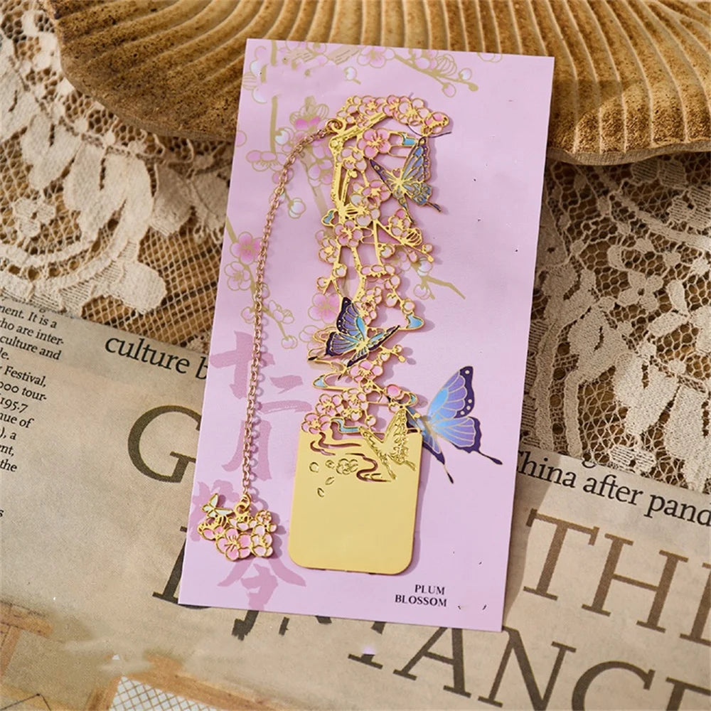 Aesthetic Stationery Metal Bookmark Hollow Flower Painting Bookmarks Student Reading Book Clip Book Accessories Teacher Gift - élise & madelyn