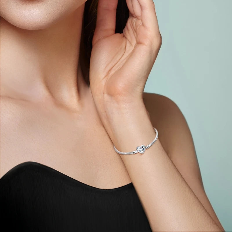 Mom Club Confidential™ Base Bracelet – The Laundry Room Pact (Book 1) - élise & madelyn