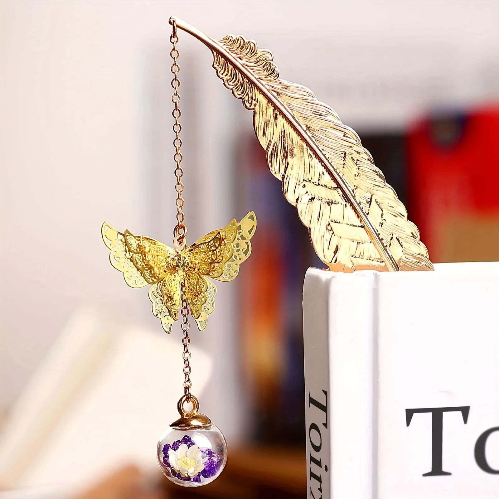 1PC elegant metal bookmark - decorated with golden feathers and flowers, a school gift, a Christmas and Valentine's Day gift - élise & madelyn