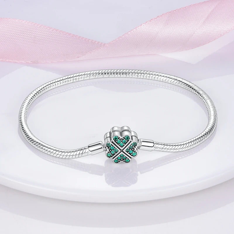 Mom Club Confidential™ Base Bracelet – The Laundry Room Pact (Book 1) - élise & madelyn