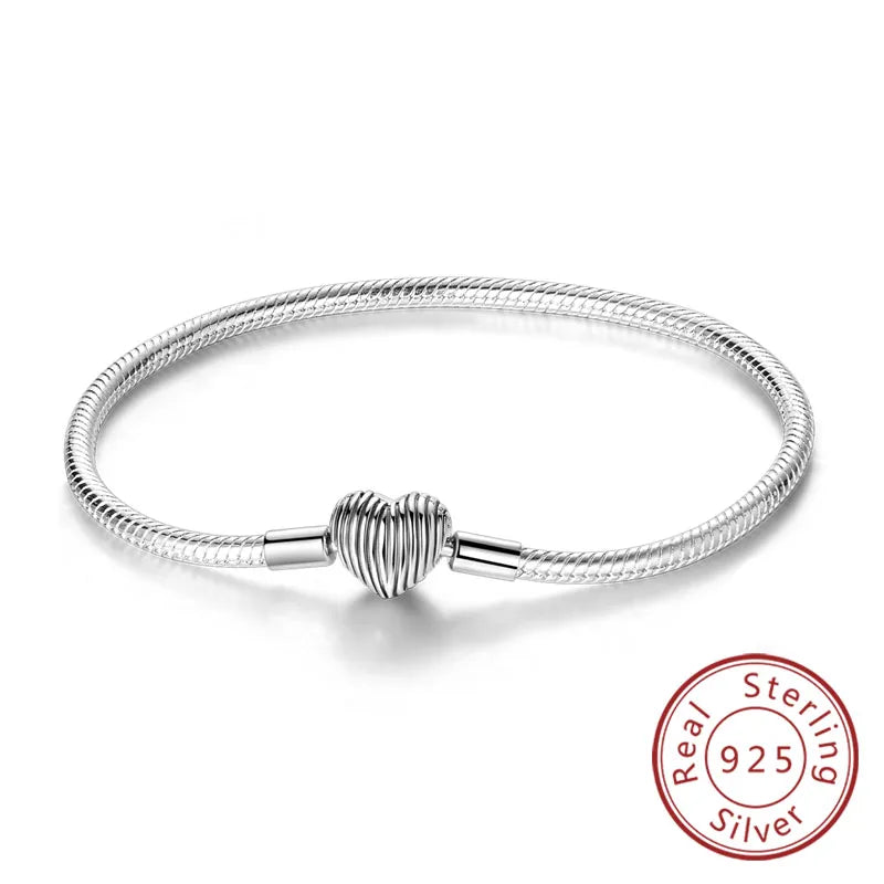 Mom Club Confidential™ Base Bracelet – The Laundry Room Pact (Book 1) - élise & madelyn