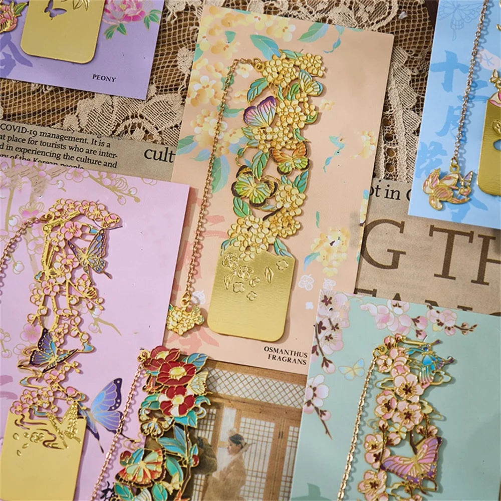 Aesthetic Stationery Metal Bookmark Hollow Flower Painting Bookmarks Student Reading Book Clip Book Accessories Teacher Gift - élise & madelyn