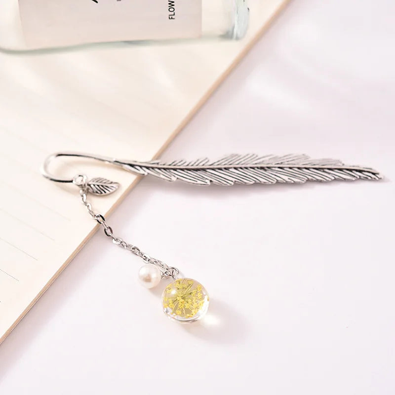 Metal Bookmark Cute Cartoon Beautiful Cool Book Page Mark Student Stationery School Supplies Bookmarks Gift Book Marker - élise & madelyn