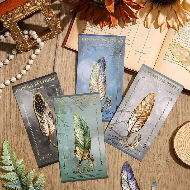 Vintage Feather Bronzing Metal Bookmark With Metal Chain Pendant Bookmark For Teachers Friends Book Club Book Lovers - élise & madelyn