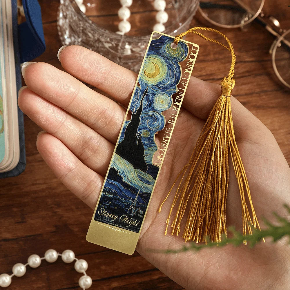 1pc Hollow Literary Flower Metal Bookmark Exquisite Painting Sunflower Iris Rose Shape Gifts for Book Lovers Writers Readers - élise & madelyn