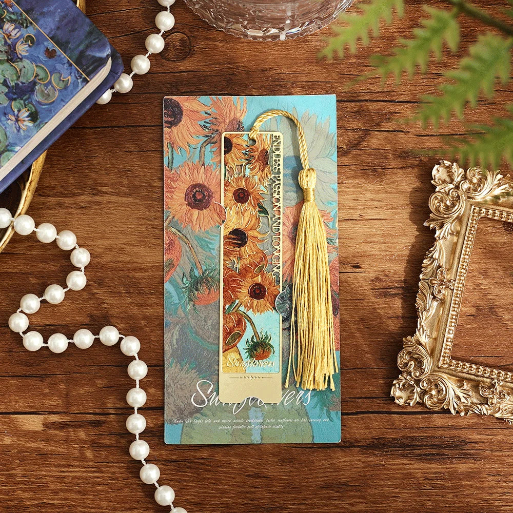 1pc Hollow Literary Flower Metal Bookmark Exquisite Painting Sunflower Iris Rose Shape Gifts for Book Lovers Writers Readers - élise & madelyn